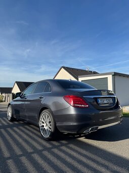 Mercedes c220d - 4