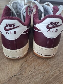 Dámské tenisky Nike Air Force 1 - 4