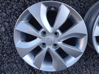 4x100 Kia Rio 5,5Jx15 ET36 alu disky - 4