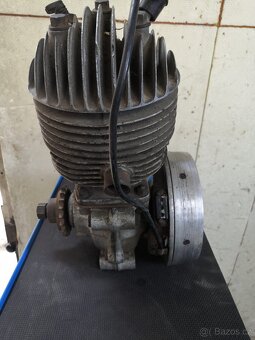 Motor - 4