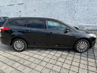Ford Focus kombi 1,6Tdci 70 kW r.v.2013 1.majitel - 4
