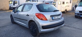 Peugeot 207 1.4 i klimatizace - 4