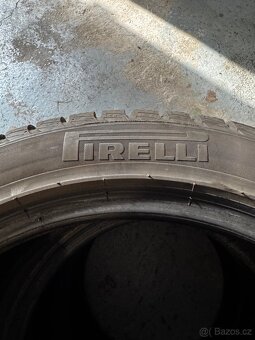 Zimní pneu 225/44 r17 Pirelli - 4
