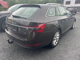 ŠKODA SUPERB FACE 2.0TDI 110 KW MATRIX TAŽNÉ 142tkm m2021 - 4