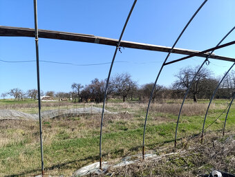 Foliovník za odvoz cca 22m délka, 3,6m výška, 8m šířka - 4