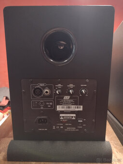 studio monitory ESI nEar08 - 4