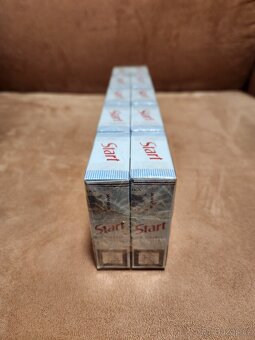 Retro kartón cigaret MODRÉ START, 50 Kč kolek - 4