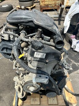 Kompletní motor Toyota Yaris 1.0 51 kW 2011 - 4