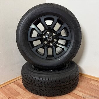 TOYOTA HILUX 6x139,7 R18 ET25+LETNÍ 265/60R18 9mm - 4