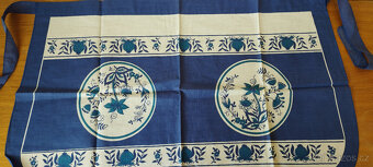 stolní běhoun s cibulákovým vzorem a 2 zástěry se stejným - 4