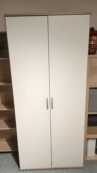 Prodám šatní skříně, 2 kusy - 4