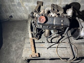 Motor Škoda 100l - 4