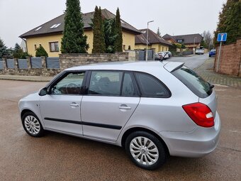 Škoda Fabia 1.4 16V benzin 63 kw - původ ČR - top výbava - 4