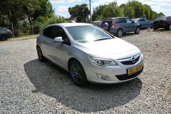 Opel Astra 1.4i Turbo 103 kw - 4