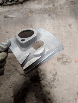 Kryt karburátoru jawa - 4