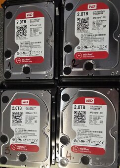 Synology DS415+ , 4x 2TB HDD (8TB), 8GB RAM - 4