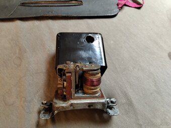 Stará relátka Bosch a PAL - 4