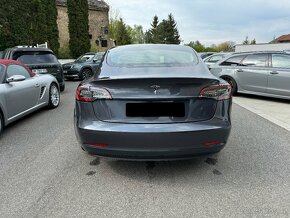 Tesla Model 3 Standard range plus - 4