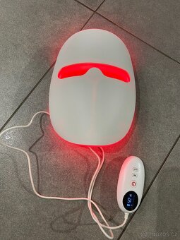 BrainLight Antiage Mask, ošetřující LED maska na obličej - 4