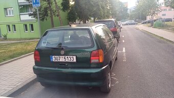 Volkswagen Polo 1.1 - 4