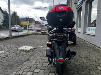 Kymco SkyTown 125 - 4