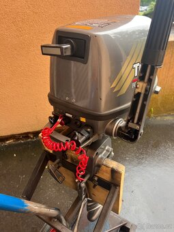 Lodni motor Tohatsu 5hp 4t, kratka noha, po servise - 4