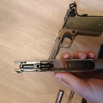 Airsoft colt 1911 - 4