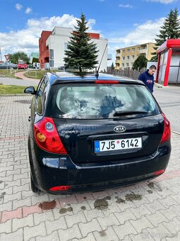 Kia Ceed 1.4 - 4