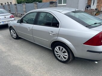 Ford Mondeo Ghia 2.0i 107 kw - automat - 4