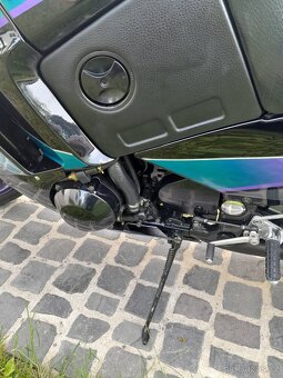 Kawasaki GPX 600R - 4
