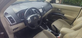 Citroen C-Crosser 4x4 2,2Hdi, 7 míst, po rozvodech - 4