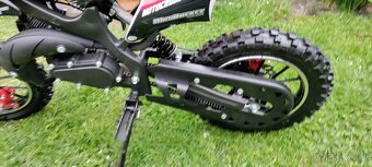 Nová benzínová dětská minikroska černá 49ccm - 4