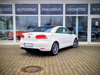 Volkswagen Eos, 1,4i  90kW manual top interiér - 4