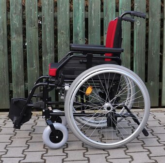 087-Mechanický invalidní vozík Vitea-Care. - 4