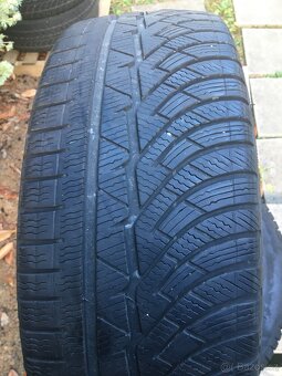 Zimní pneumatiky Michelin 215/45R18 93V - 4
