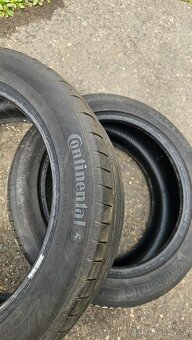 235/45R17 - 4