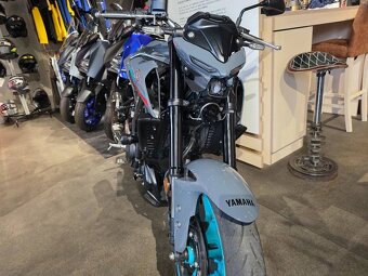 Yamaha MT03 - 4