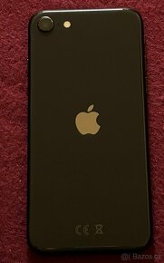 iPhone SE 2020 (64GB) - 4