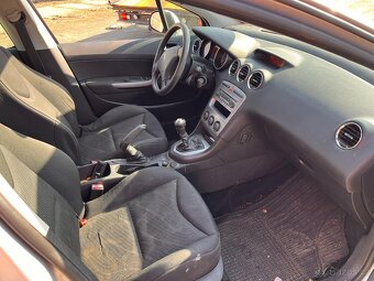 Peugeot 308 1.6HDI 66KW Dily z vozu - 4