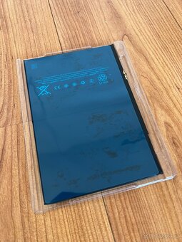 iPad Air 1.generace 16GB Cellular Space Gray - 4