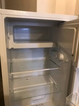 Malá lednička s mrazáčkem-Gorenje chladnicka RB39EPW4 - 4