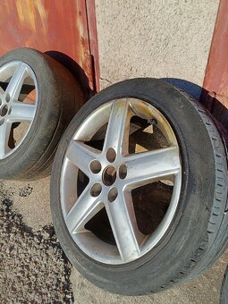 Alu originál audi R17 7,5j 5x112 235/45 - 4
