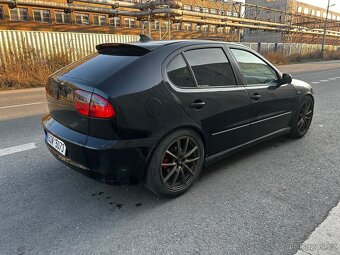 Prodám Seat Leon Cupra R na náhradní díly - 4