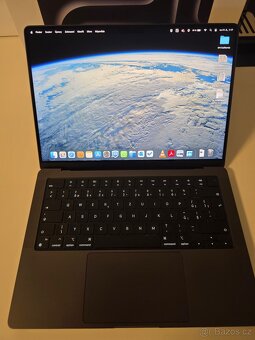 MacBook Pro 14" M4 CZ, 1TB SSD, 16GB RAM + služby - 4