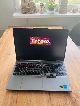 Lenovo LOQ 15IRX10 Luna Grey - I5 / RTX 5060 - 4