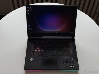 Asus ROG Strix G15 (Intel Core i7, NVIDIA GeForce RTX 2060) - 4