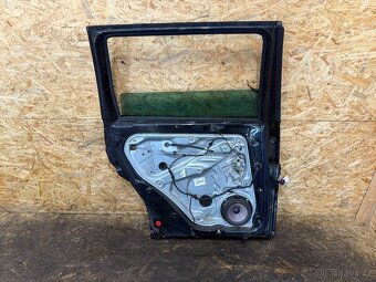 LEVÉ ZADNÍ DVEŘE VW PASSAT B5.5 KOMBI - 4