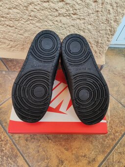 Boty NIKE vel. 29,5 cm TOP STAVU - 4