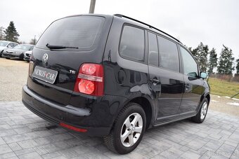 Volkswagen Touran 1.4 TSI 7MÍST  VYHŘEV BOHATÁ VÝBAVA - 4