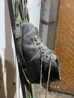 Prodám troje historické lyže - 4